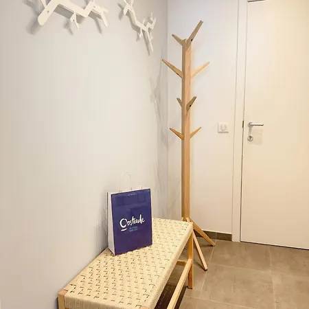 Jeej- Near The Ostende